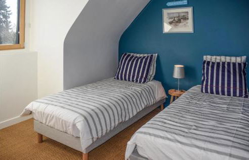 Beautiful Home In Plouézec With Wifi - Foto 24