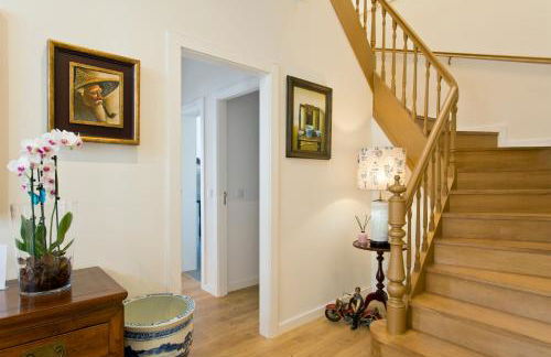 Luxurious Pink House and Parking - Foto 2