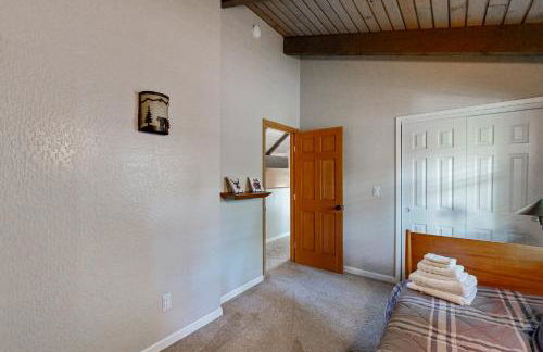 Walk to Golf and Restaurants Serene Twain Harte Gem - Photo 17