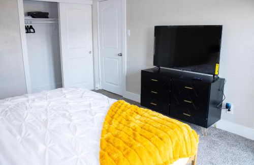 Walk to AT&T Stadium , Globelife from Cozy 2bd/ba Apartment - Photo 14