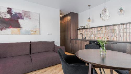 Mirror Garden Apartment - Private Garden, 15 min to Old Town & Beach - Foto 2