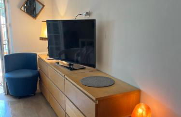 Nicole Boulouris - Foto 4