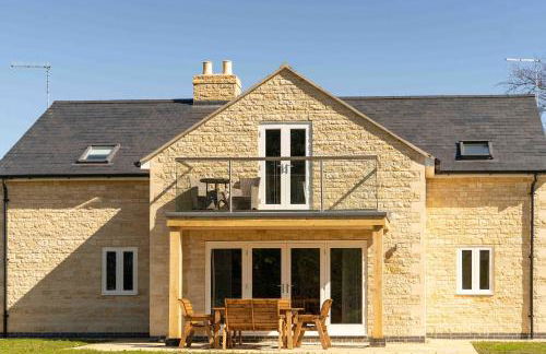 Fletland Mill and Holiday Hamlet - 18th century watermill, in stunning location near Stamford - Photo 3