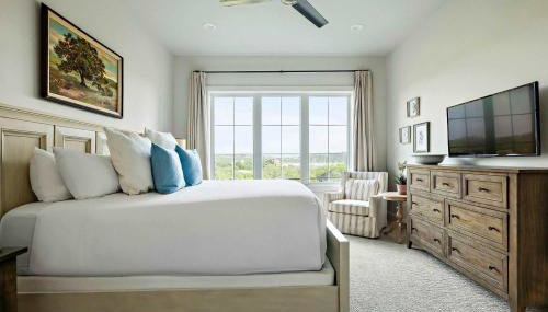 Scenic Lake Travis Farmhouse - Pickleball - BBQ - Foto 5