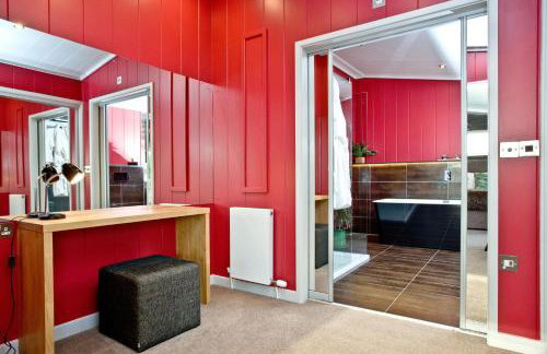 Pomegranate, Hot Tub, Wi-Fi - Photo 21