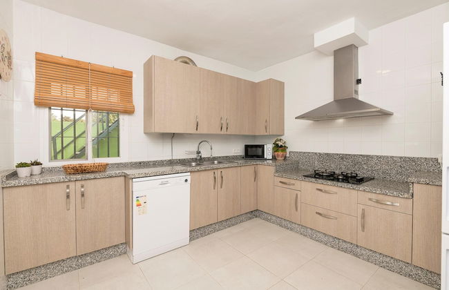 El Coto in Chiclana de la Frontera - Foto 21