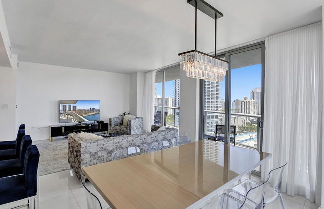 Luxury Condo at Beach Walk Resort - Foto 7