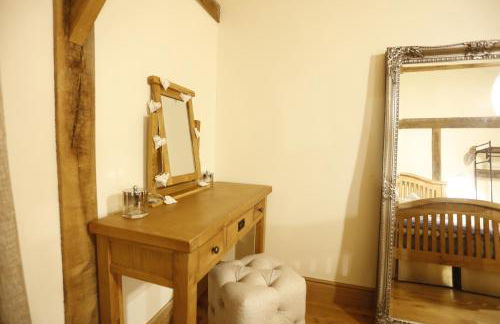 Rushmoor Retreat, Cosy with Outdoor Pizza Oven - Photo 27