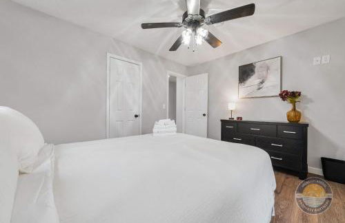 New Pet-Friendly Lake Geneva Escape - Foto 16