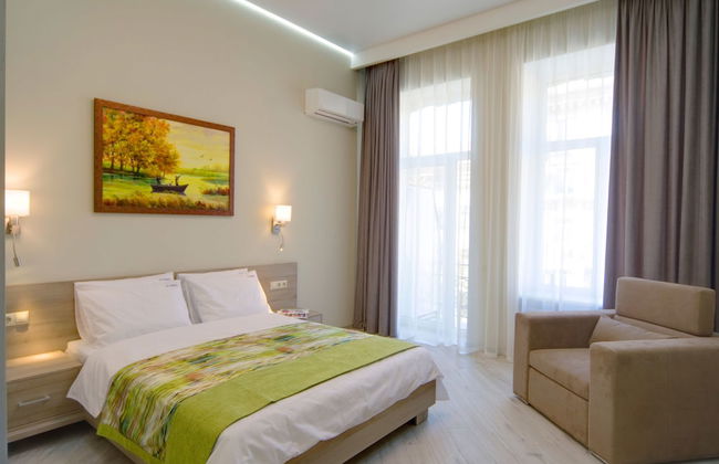 Summit Apart Hotel - Photo 1