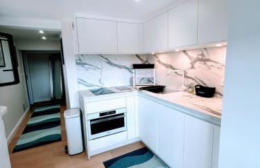 Peaceful Oasis in Ville d'Hiver - Foto 8