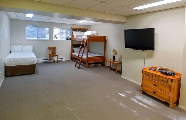 Polar Peak Lodges by Fernie Lodging CO - Photo 9