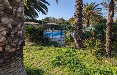 Le Mas de la Palmeraie - Appartement dans propriété privée au calme avec piscine et tennis - Foto 23