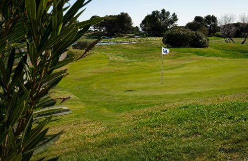 Appartement au coeur du Golf de Saumane - Photo 9