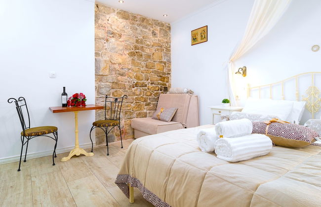 Gaius Aurelius Valerius - Photo 4