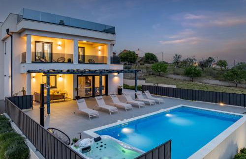 Villa Katarina with pool and jacuzzi - Foto 36