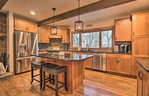 Mountaintop Wintergreen Resort Home with Deck, Views - Foto 15