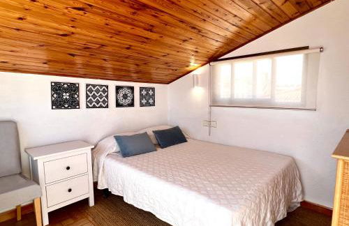 House in front of the beach with sea view - Foto 16