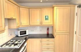 Pool, drinks and a hot tub! - Photo 14