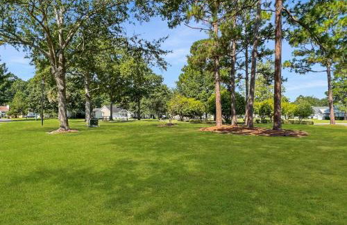 The Paramour comfy home with ground floor bedroom and fenced in yard - Foto 7