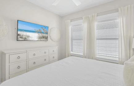 Nacho Beach House by Avantstay Inlet Beach Sleeps 10 + Pool - Photo 28
