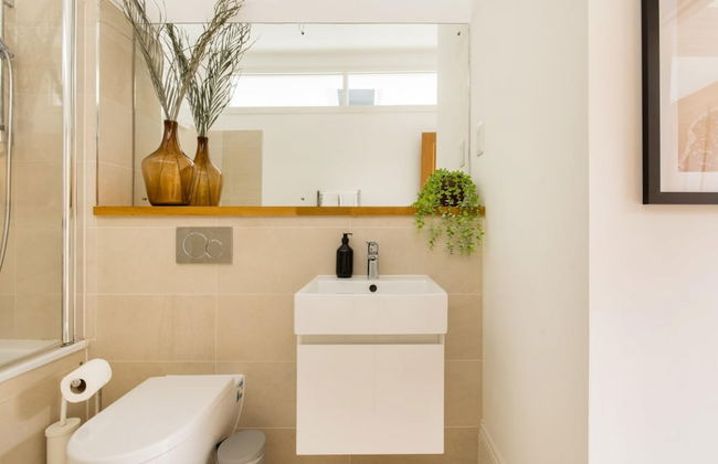 The Tooting Hideout - Dazzling 3bdr Flat With Balcony - Foto 26