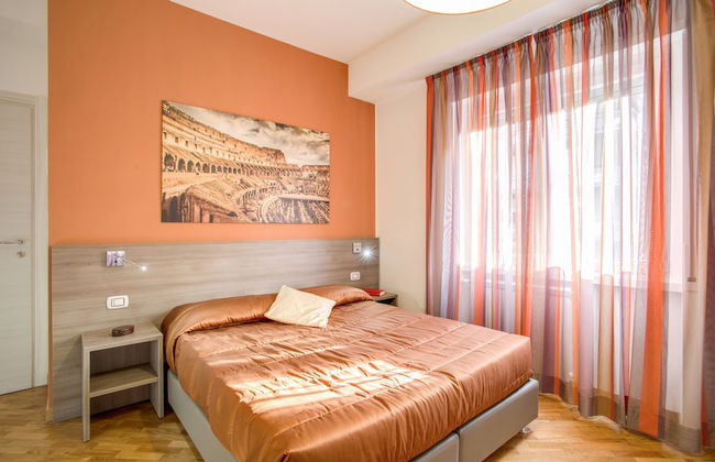 Vatican Rooms Cipro - Foto 1