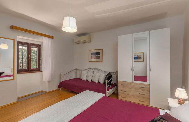 House Papinka With Private Pool & Garden - Foto 2