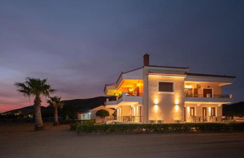 Anni Seafront Studios - Photo 39