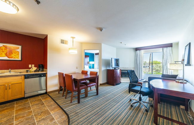 Metro Phoenix Extended Stay - Foto 44