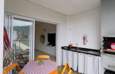 Apê 212 - Piscina, Churrasqueira, 2 Quartos a 600m da Orla Central - Foto 3