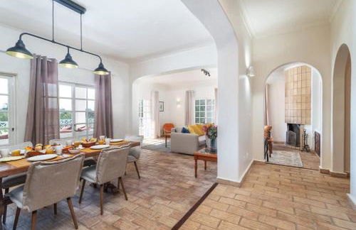 Spacious Villa Swimming Pool by HostWise - Foto 56