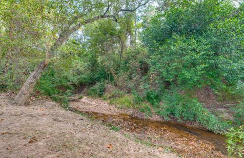 Hike and Relax Tranquil Wooded Escape in Hockley - Foto 27