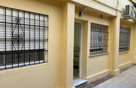 Piso de lujo en primera linea de playa y garaje - Photo 55