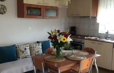 Olive Grove Family Home - Foto 7