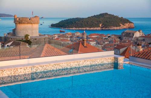 Royal Fort - The View Rooftop pool - Photo 7