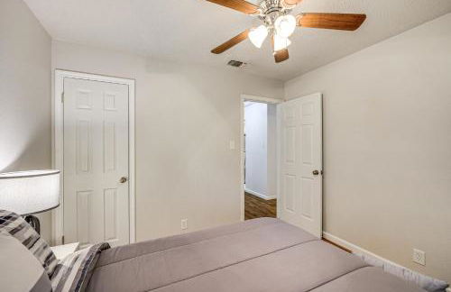 3 Mi to Randolph AFB Family Home with Poker Table! - Foto 14