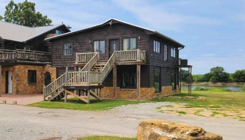 Waterfront Sunset Cabin with Patio and Firepit 2 bdrm - Foto 2