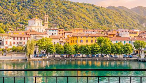 LAKESIDE SERENITY ESCAPE - Lakefront, Air Conditioning, Private Parking - Foto 2