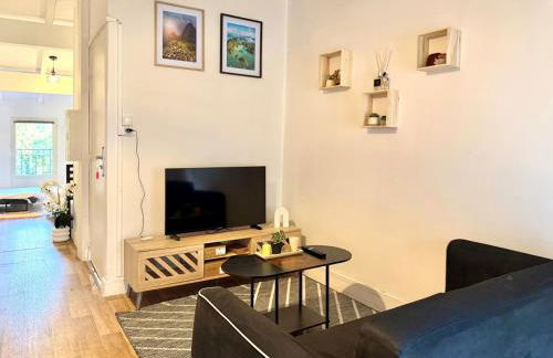 L'Etoile Rouge - T2 Proche Gare et Centre Ville - Foto 1