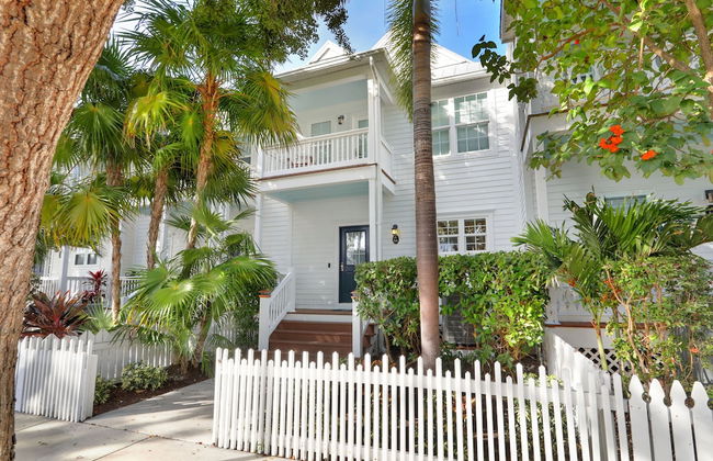 Waterfront Luxury Villa With Sunset Views And Boat Slip 3 Bedroom Townhouse by RedAwning - Foto 45