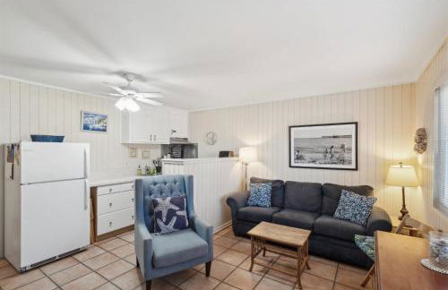 Beach Condo with Private Patio #133 - Photo 4