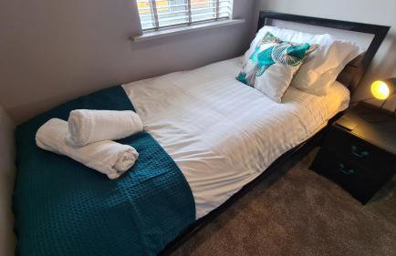 The Farrier's 3 bedroom comfy and cosy bolt hold close to Cannock town centre - Foto 7