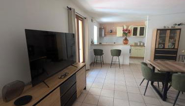 Évasion vigneronne, jolie maison de village en pierre - Foto 2