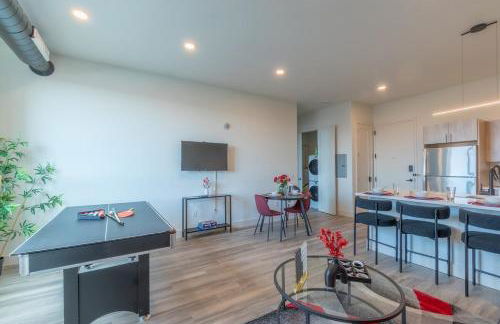 Stylish Apt FREE Parking Near NYC & Airport - Foto 10