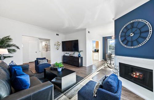 Beverly Hills Penthouse 2 BR Apt with Parking 407 - Photo 6