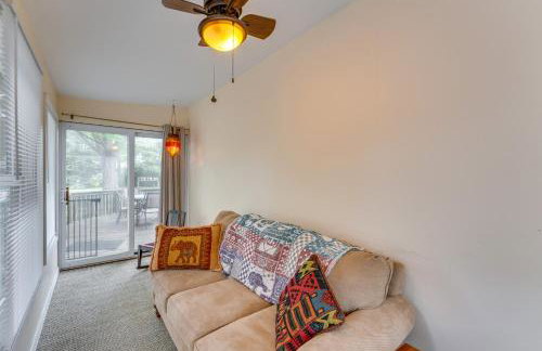 Pet-Friendly Home with Views of Lake Delavan! - Foto 28