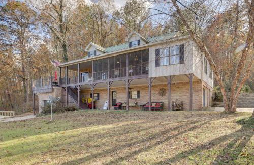 Waterfront Lay Lake Retreat w/ Dock & 3 Piers! - Foto 42