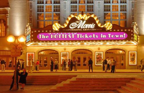 Secluded Luxe 5BR Estate| Pool, Wineries, Near ND - Foto 70