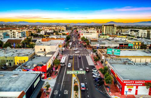 Historic Apartment with Roof Deck in the Heart of North Park - Foto 41